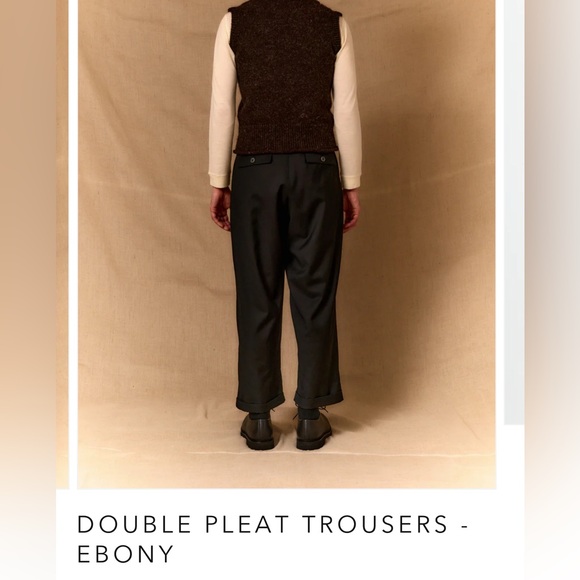 Wright and Doyle Black Pleated Trousers - Picture 9 of 10